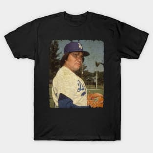 Fernando Valenzuela - 2 - 0 With a 0.00 ERA, 1980 T-Shirt